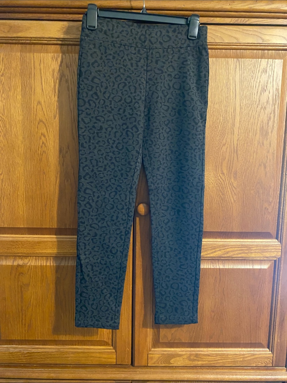 NYDJ Black Leopard Jacquard Slim Leggings - Subtle Animal Print